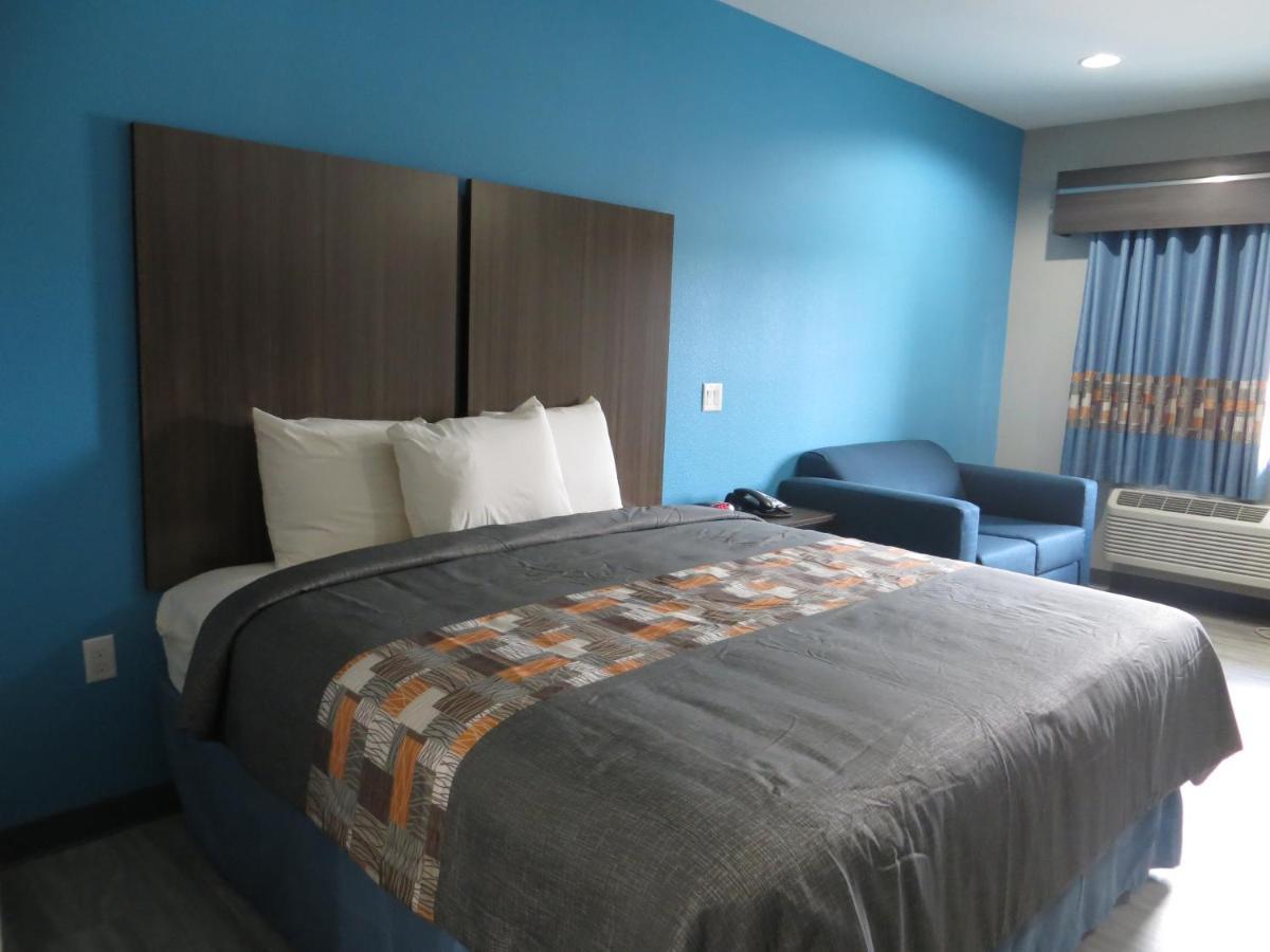 Haven Inn & Suites Willowbrook (Adults Only) Х'юстон Екстер'єр фото