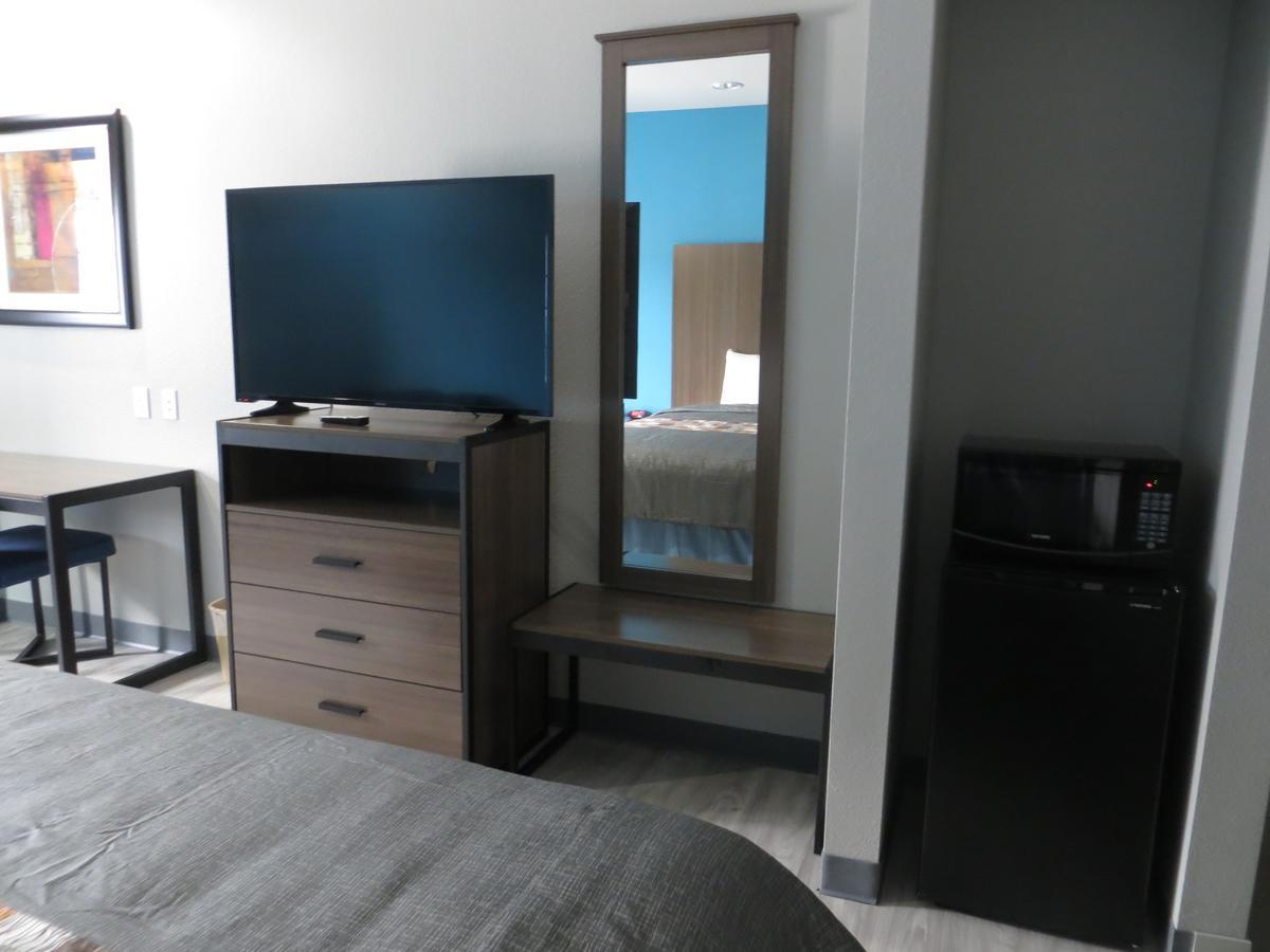 Haven Inn & Suites Willowbrook (Adults Only) Х'юстон Екстер'єр фото