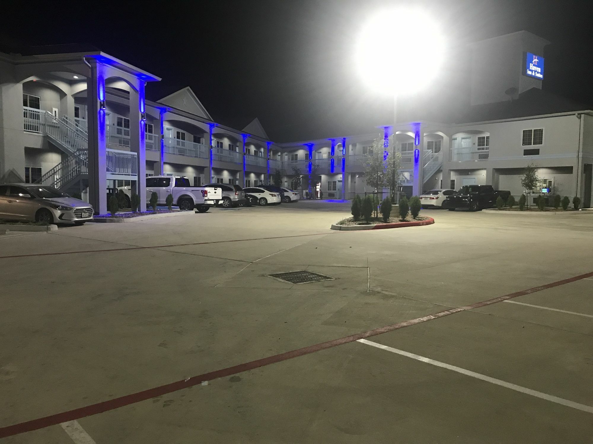 Haven Inn & Suites Willowbrook (Adults Only) Х'юстон Екстер'єр фото